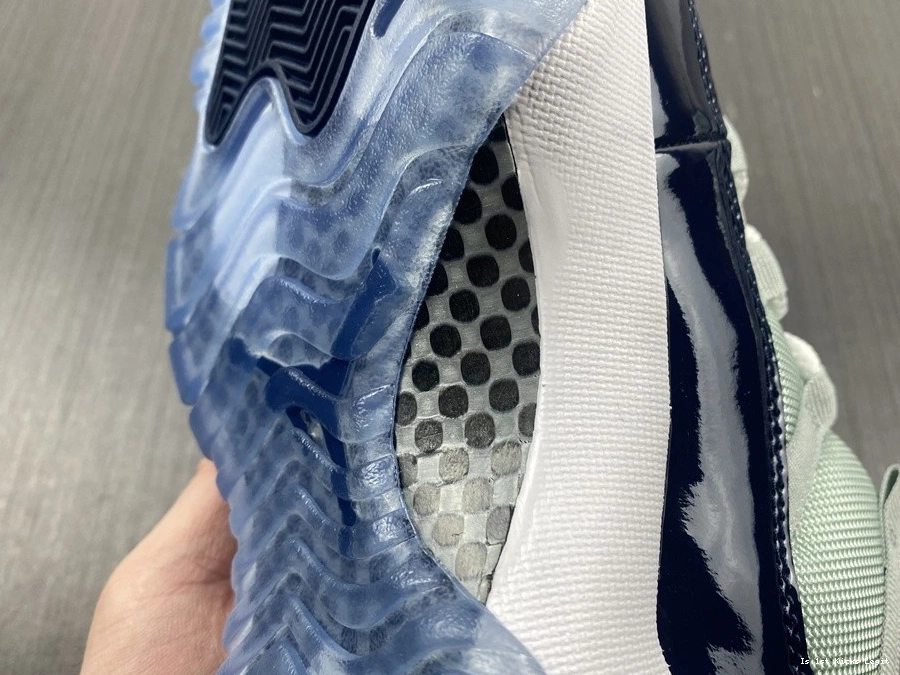 - 528895-007 Jordan Georgetown 11 Retro Low 1209